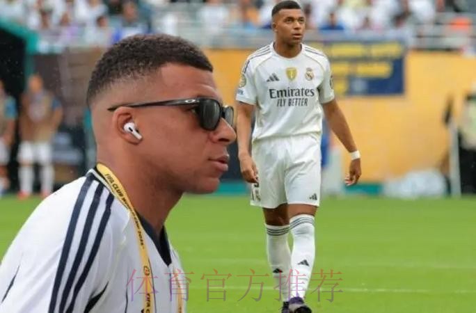 队报:姆巴佩严重腹泻还没恢复 出院后体重仍下降 队报:姆巴佩严重腹泻还没恢复 出院后体重仍下降